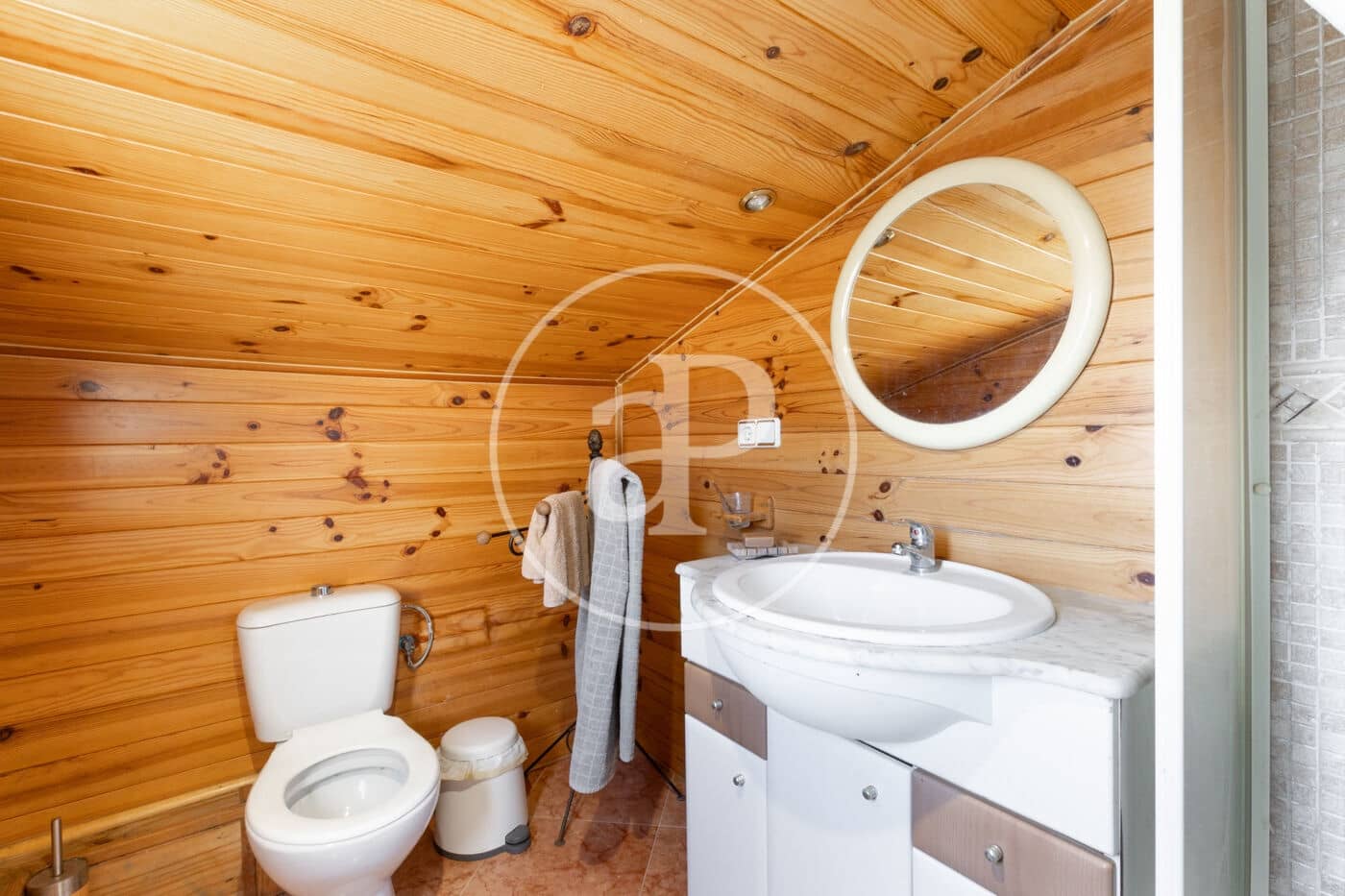 6 quarto Moradia para arrendar em L'Eliana com piscina - 2 300 € (Ref: 8817815)