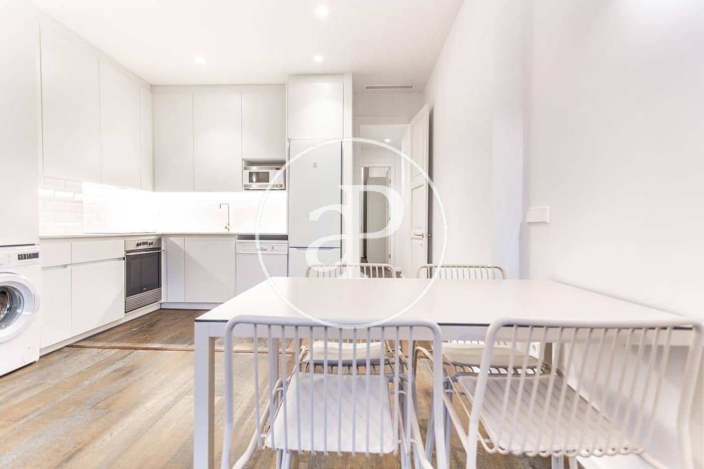 2 soveværelse Lejlighed til leje i Valencia by - € 1.600 (Ref: 8817817)