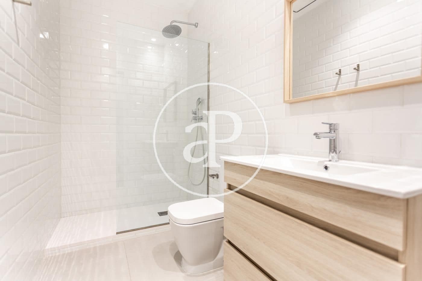 2 soveværelse Lejlighed til leje i Valencia by - € 1.600 (Ref: 8817817)