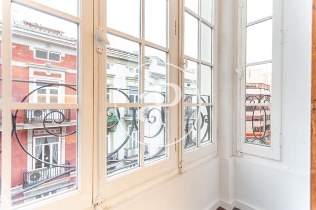 Appartement de 2 chambres à louer à Sant Francesc, Valence ville - 1 600 € (Ref: 8817817)