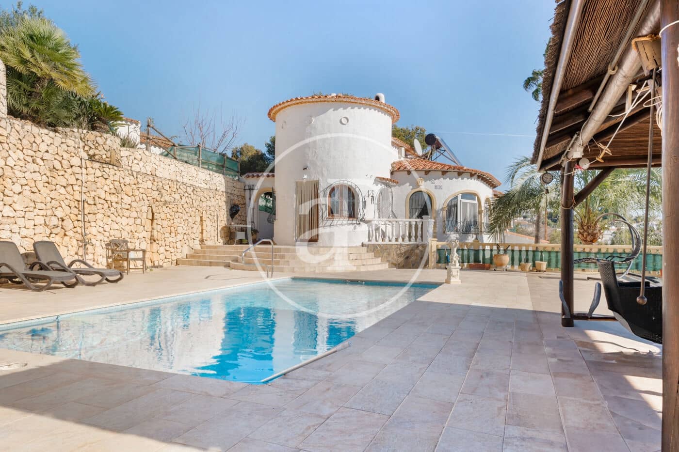 Chalet de 4 habitaciones en Benitachell / Benitatxell en venta con piscina - 750.000 € (Ref: 8817828)