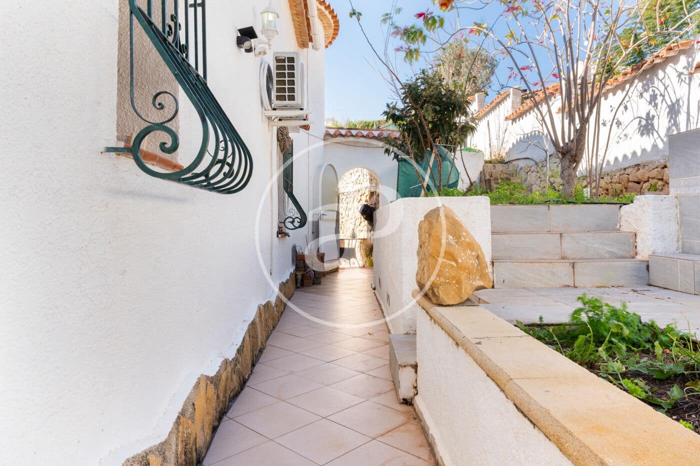 Chalet de 4 habitaciones en Benitachell / Benitatxell en venta con piscina - 750.000 € (Ref: 8817828)