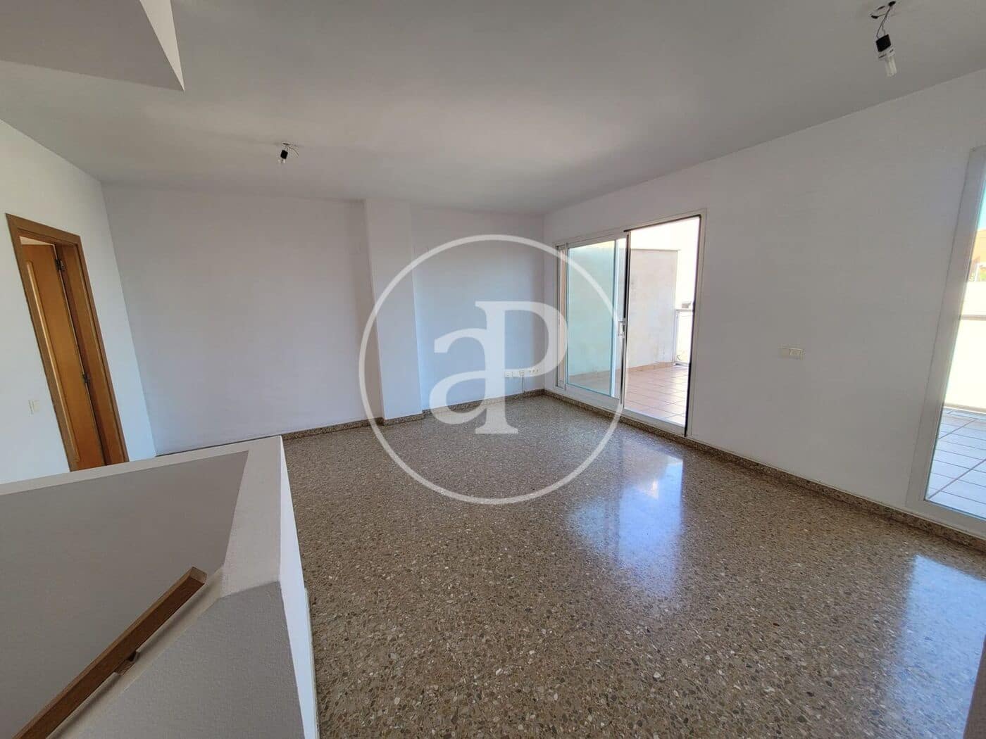 3 slaapkamer Penthouse te koop in Paterna met zwembad - € 425.000 (Ref: 8827777)