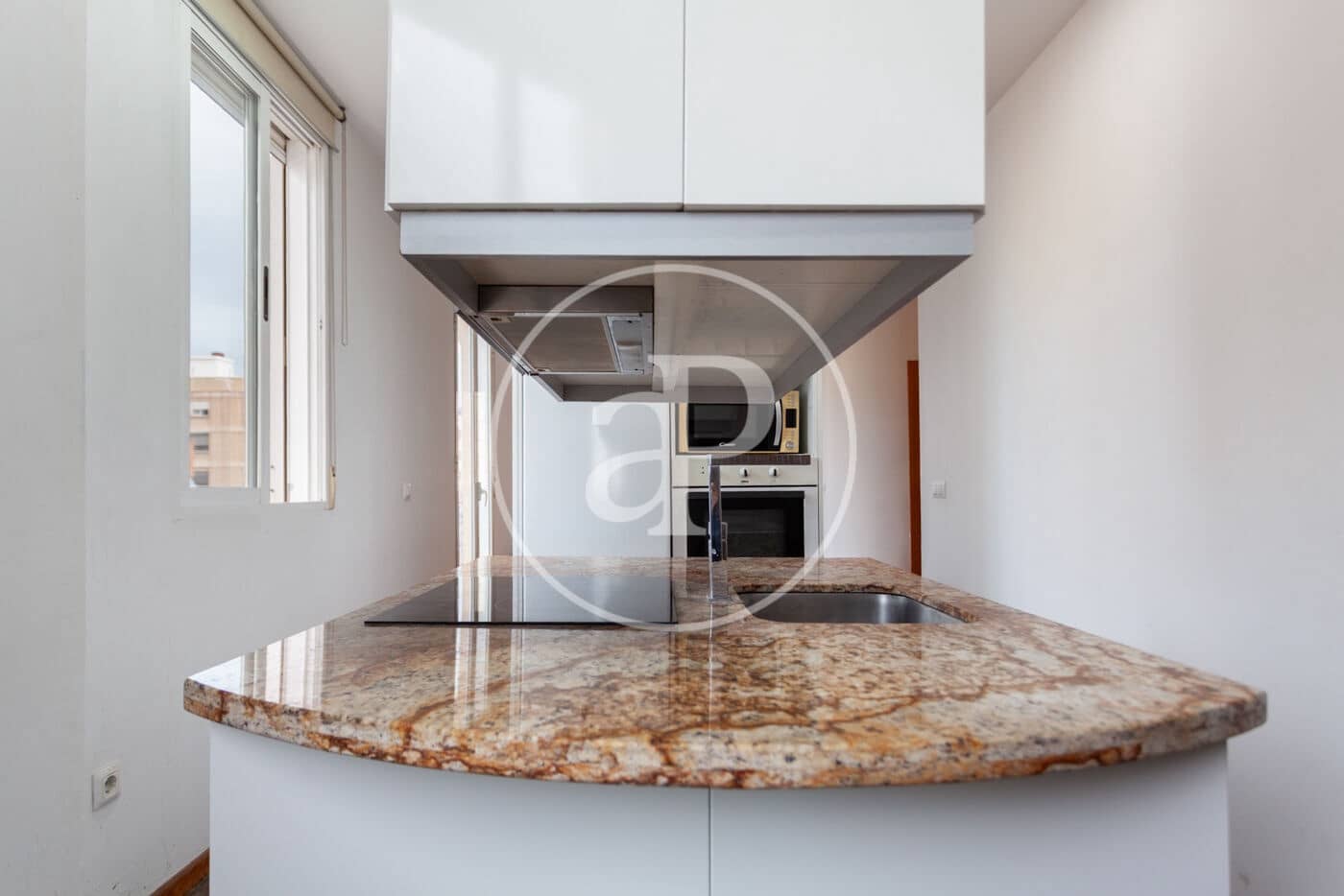 2 slaapkamer Appartement te huur in Valencia stad - € 1.250 (Ref: 8830465)