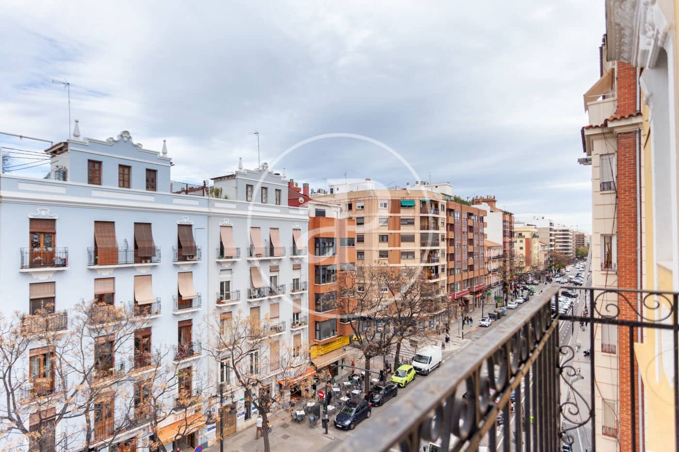 2 slaapkamer Appartement te huur in Valencia stad - € 1.250 (Ref: 8830465)