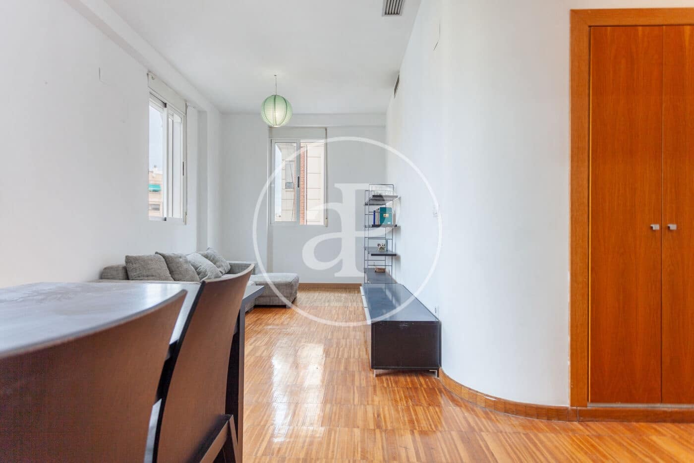 2 slaapkamer Appartement te huur in Valencia stad - € 1.250 (Ref: 8830465)