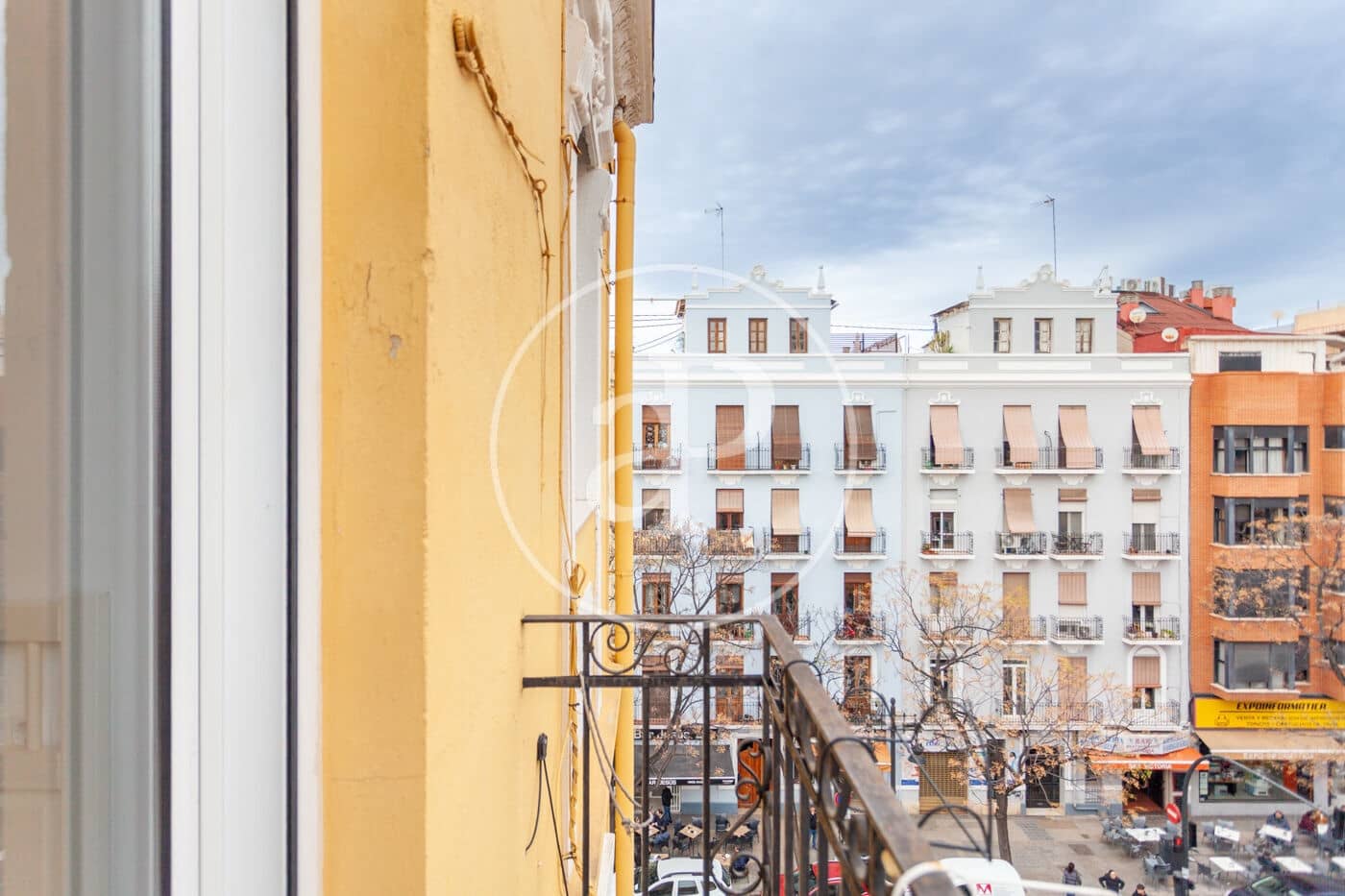 2 slaapkamer Appartement te huur in Valencia stad - € 1.250 (Ref: 8830465)