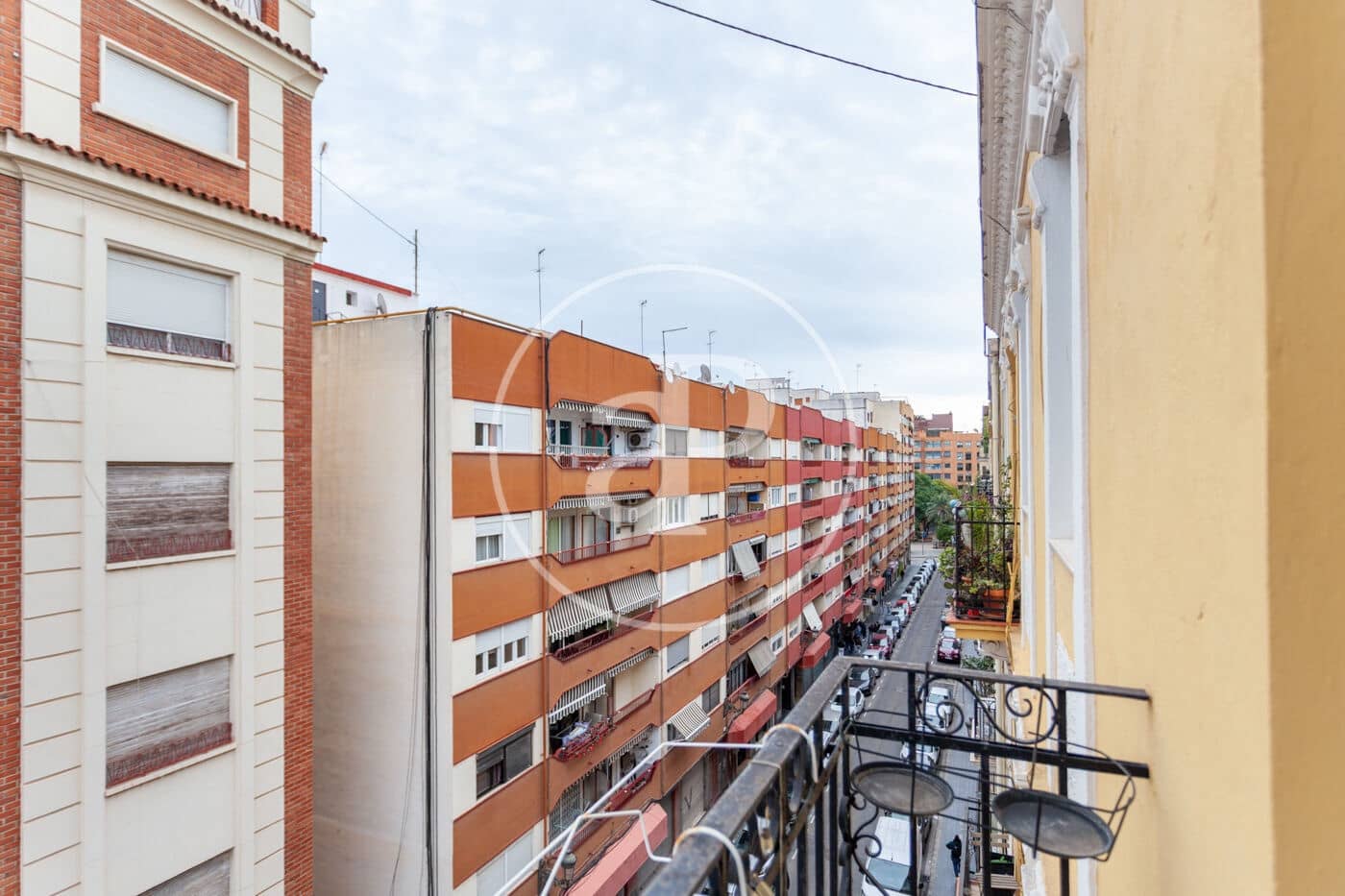 2 slaapkamer Appartement te huur in Valencia stad - € 1.250 (Ref: 8830465)