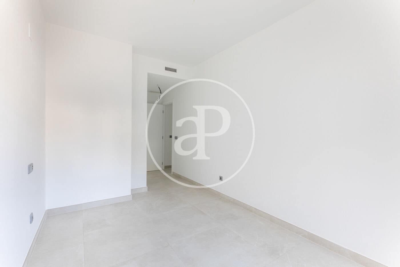 4 soverom Villa til salgs i Chiva - € 371 000 (Ref: 8836885)