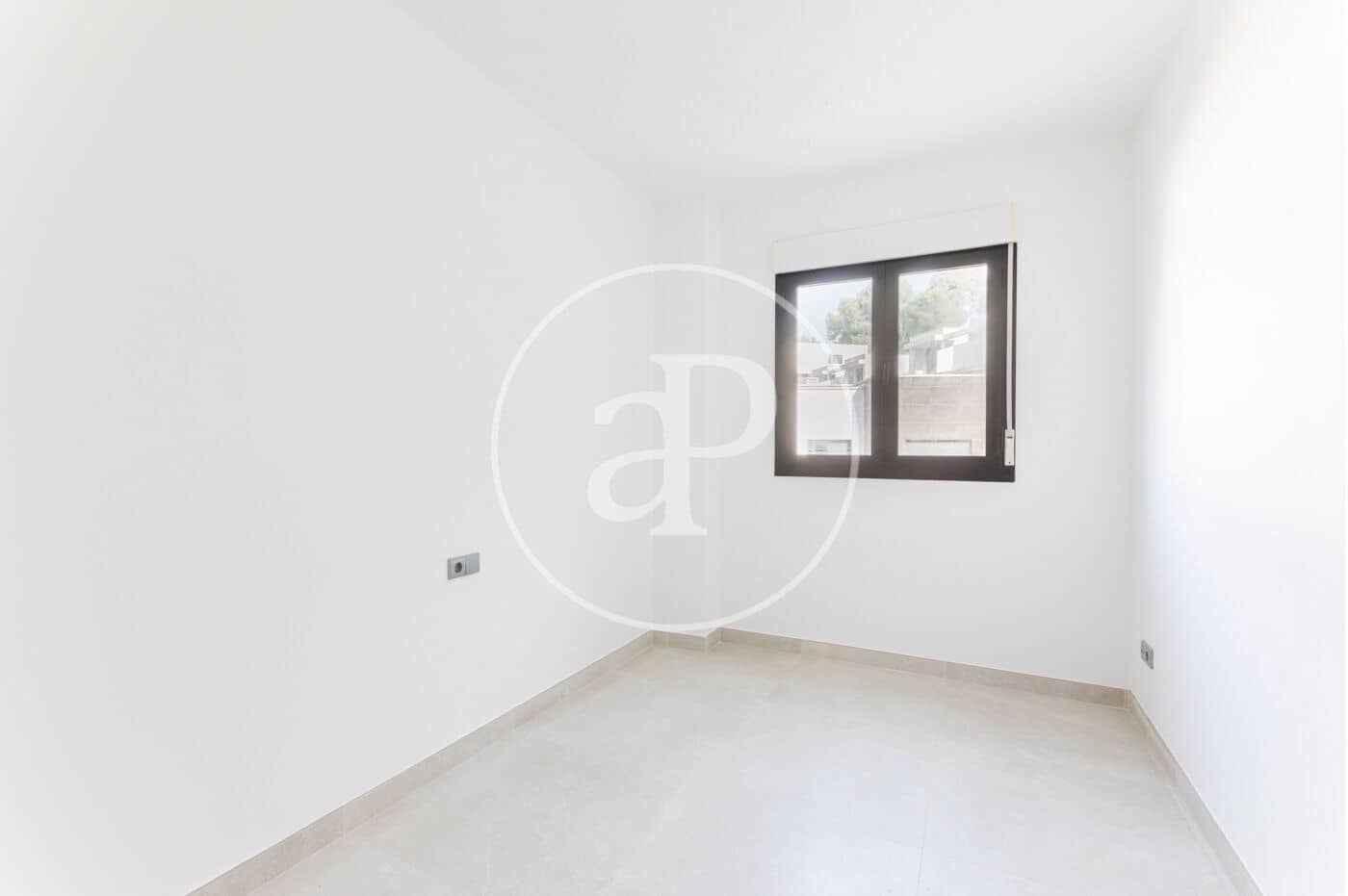 4 soverom Villa til salgs i Chiva - € 470 000 (Ref: 8836886)