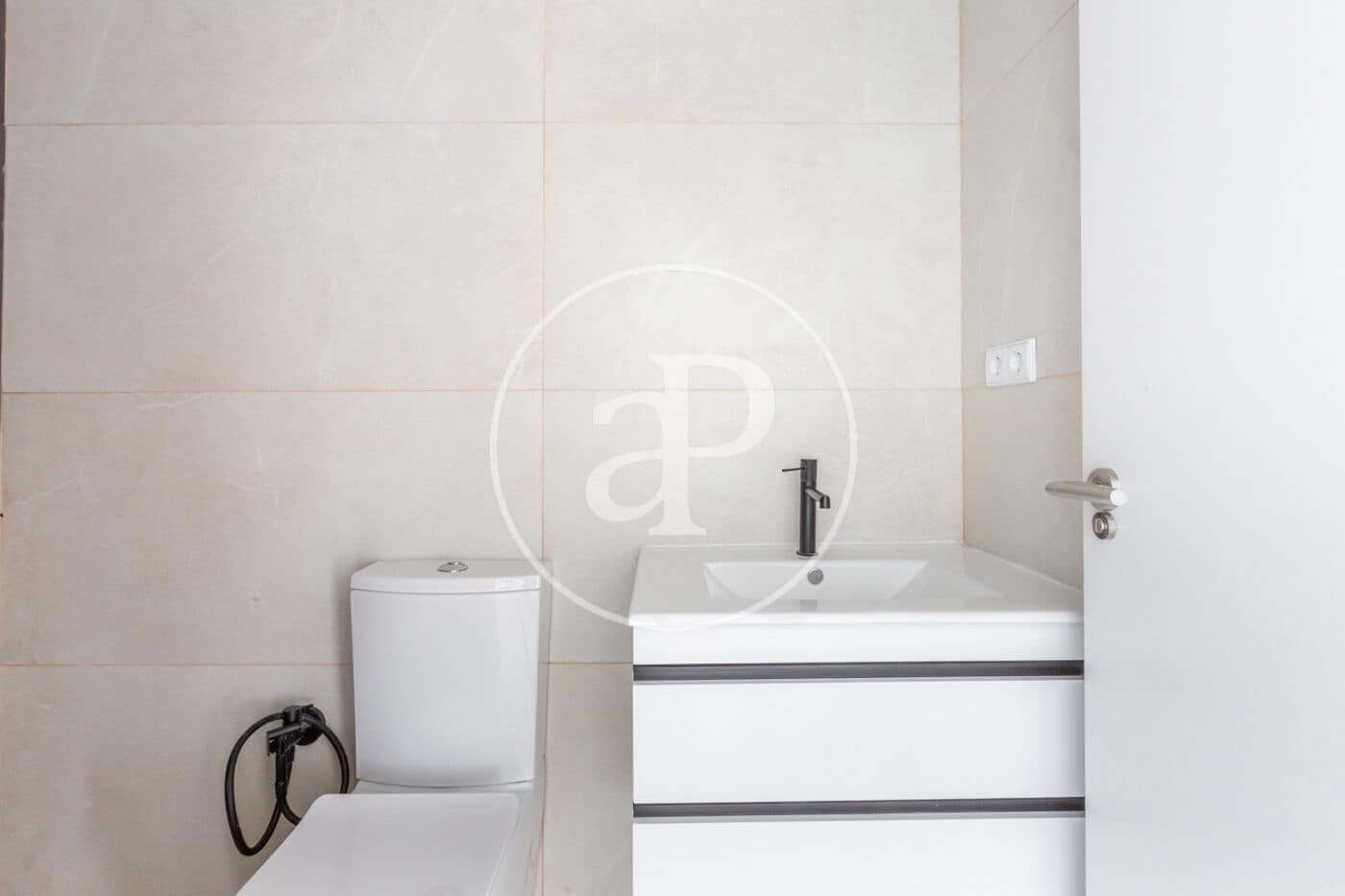 4 slaapkamer Villa te koop in Chiva - € 470.000 (Ref: 8836886)