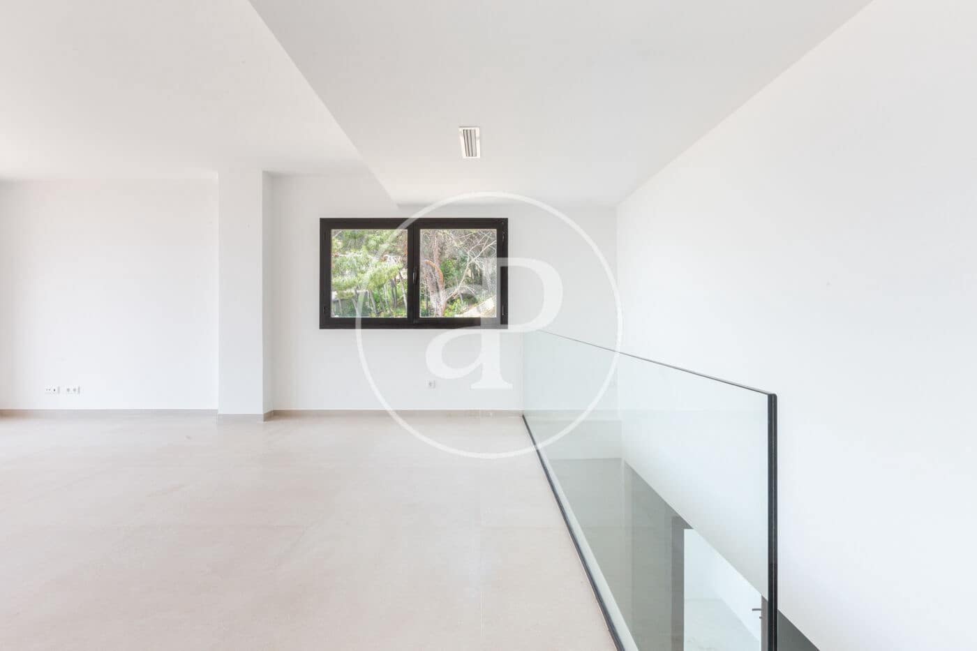 4 slaapkamer Villa te koop in Chiva - € 470.000 (Ref: 8836886)