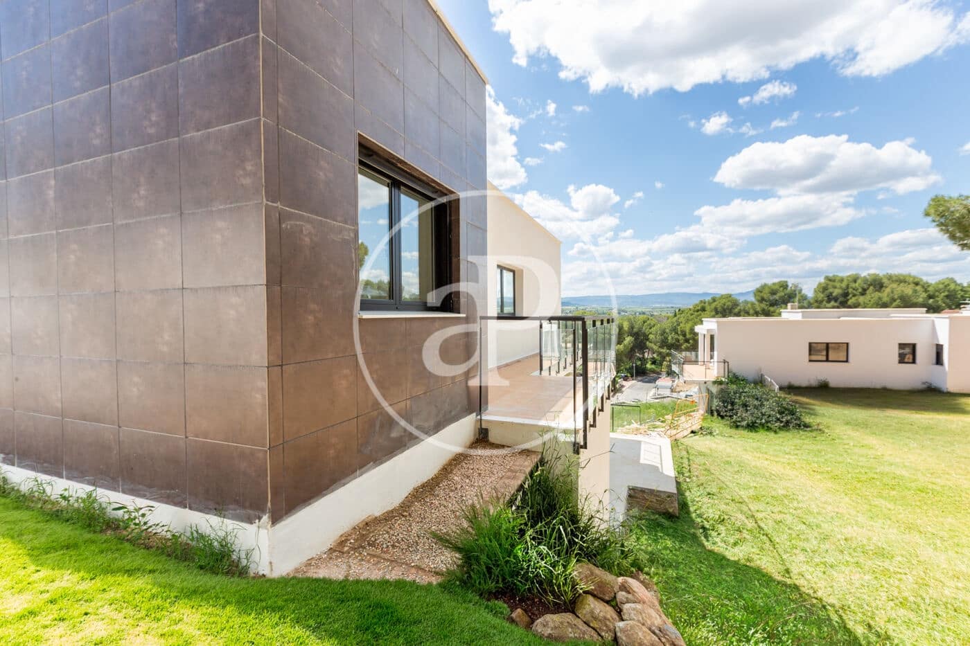 4 slaapkamer Villa te koop in Chiva - € 470.000 (Ref: 8836886)