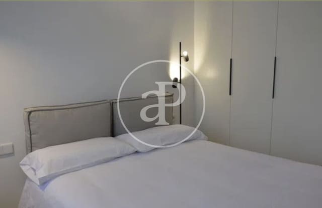 4 sypialnia Apartament do wynajęcia w Ciutat de les Arts i de les Ciencies, Miasto Walencja z basenem - 2 800 € (Ref: 8836894)