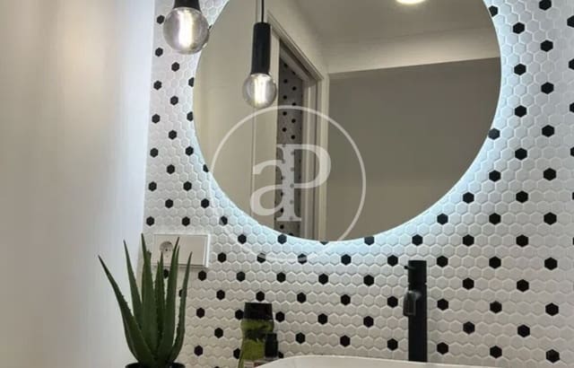 4 sypialnia Apartament do wynajęcia w Ciutat de les Arts i de les Ciencies, Miasto Walencja z basenem - 2 800 € (Ref: 8836894)