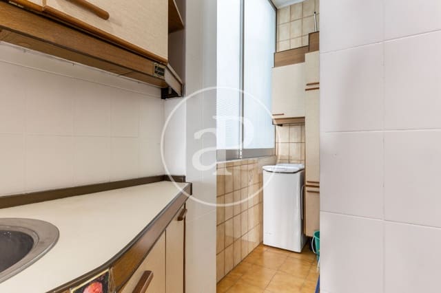 Apartamento de 4 habitaciones en La Petxina, València ciudad en alquiler - 1.550 € (Ref: 8838831)