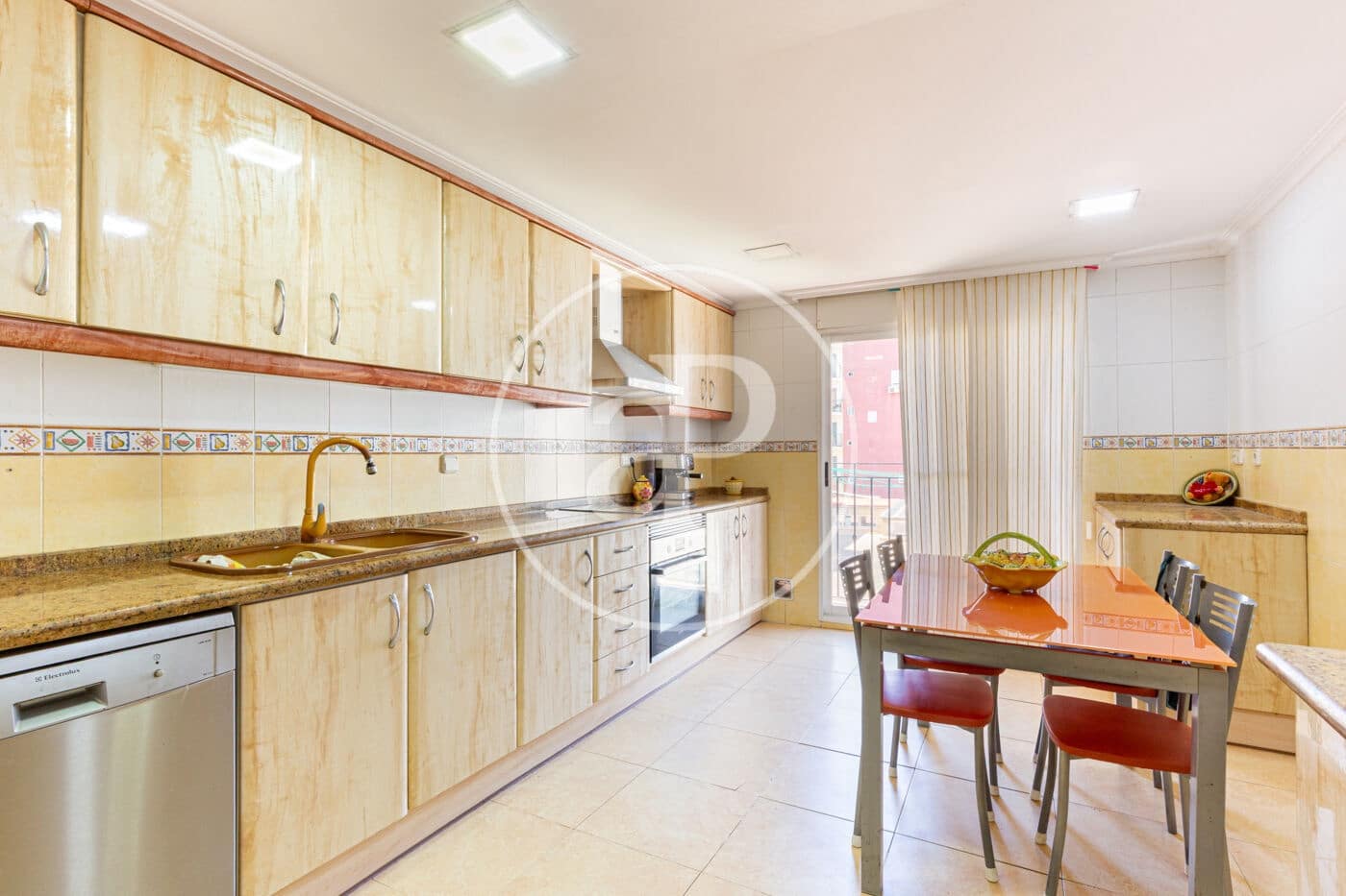 4 chambre Appartement à vendre à Valence ville - 380 000 € (Ref: 8843581)