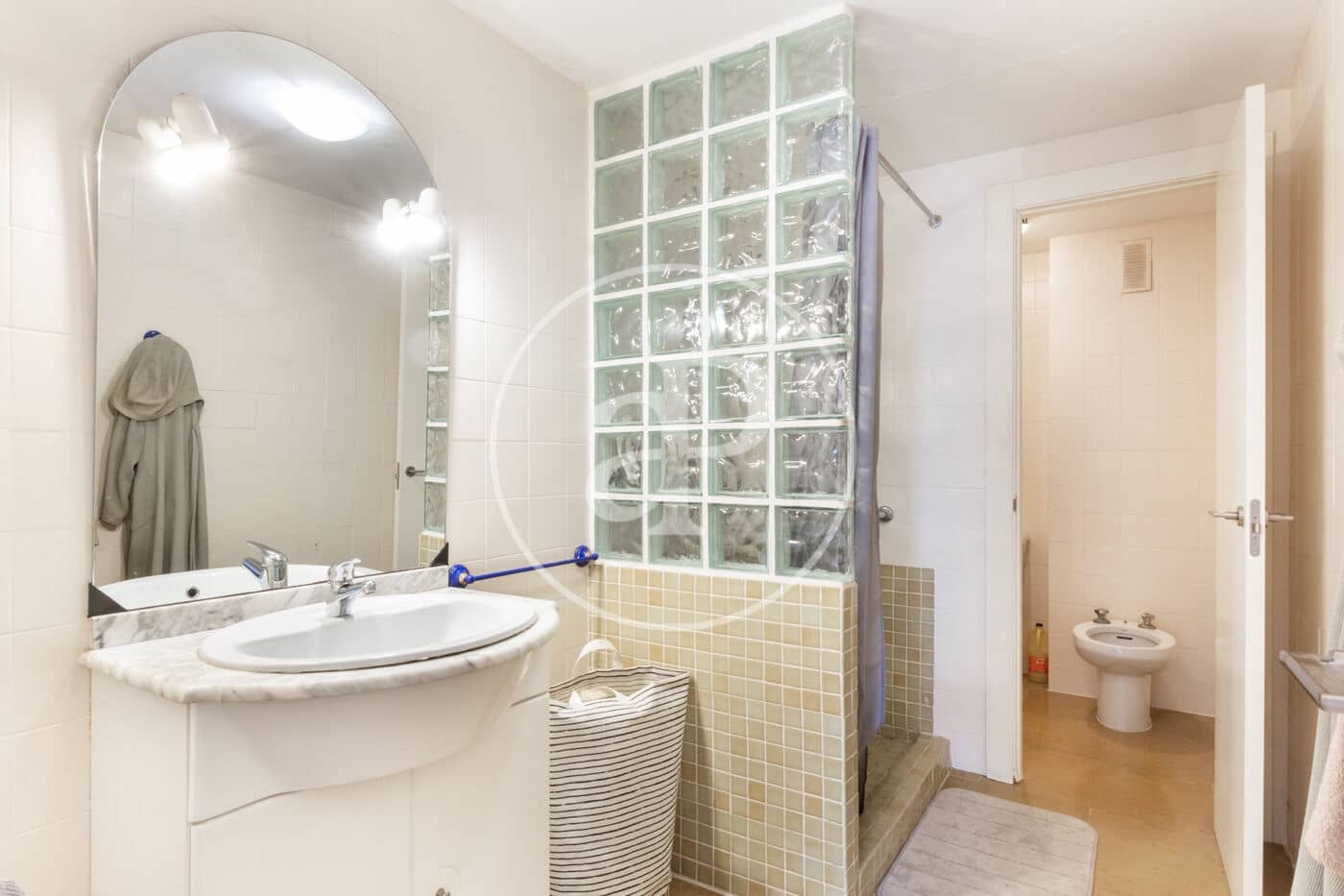 4 makuuhuone Huoneisto myytävänä paikassa Valencia kaupunki - 398 000 € (Ref: 8843585)