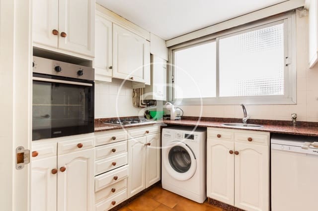 4 makuuhuone Huoneisto myytävänä paikassa El Carme, Valencia kaupunki - 398 000 € (Ref: 8843585)