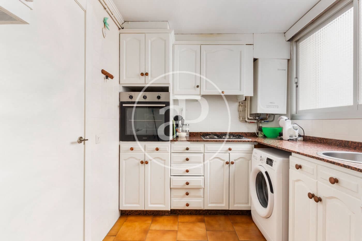 4 makuuhuone Huoneisto myytävänä paikassa Valencia kaupunki - 398 000 € (Ref: 8843585)