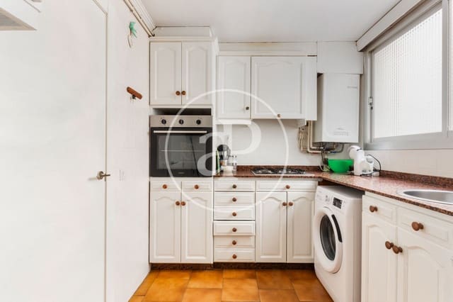 4 makuuhuone Huoneisto myytävänä paikassa El Carme, Valencia kaupunki - 398 000 € (Ref: 8843585)