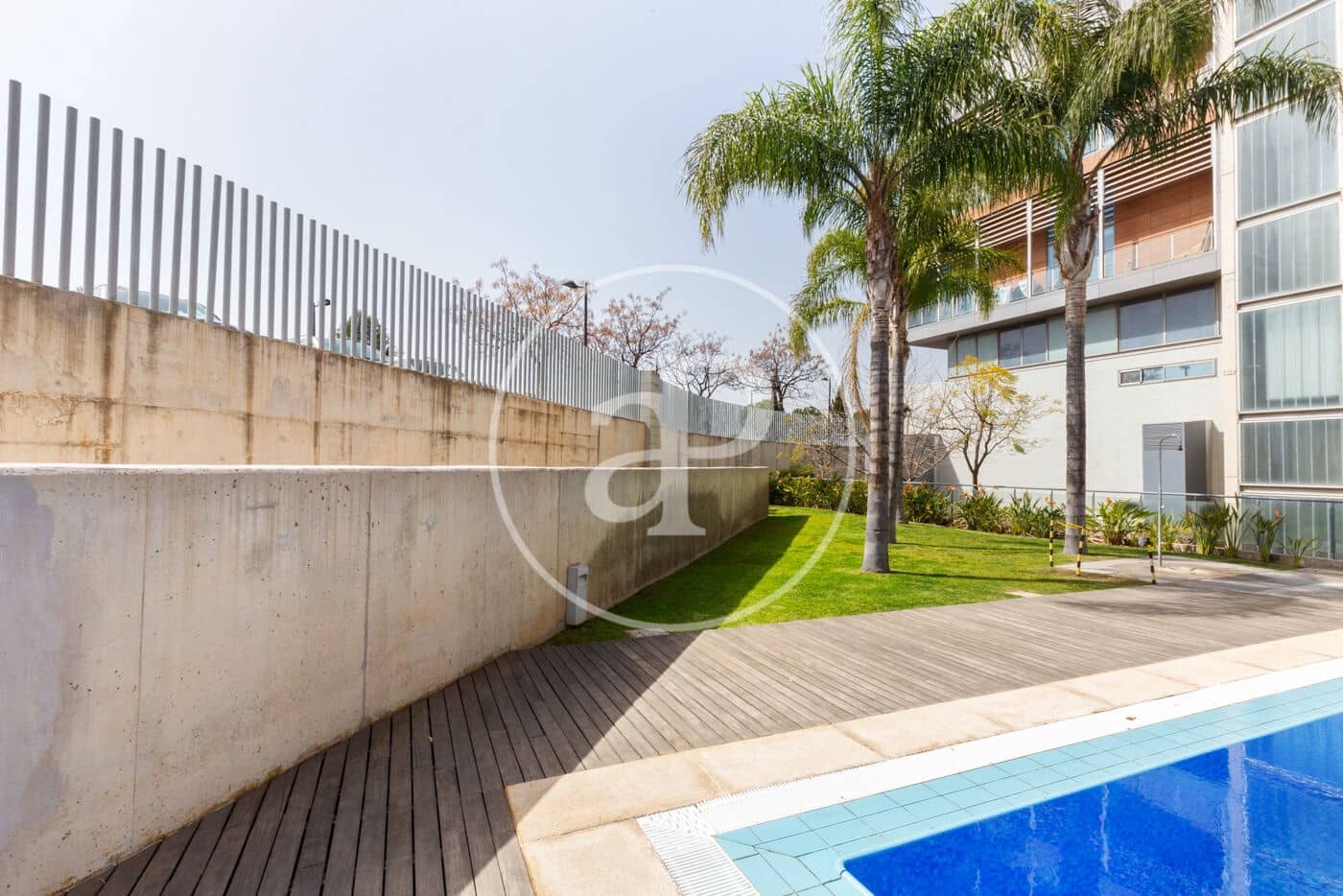 1 soverom Penthouse til leie i Valencia by med svømmebasseng - € 1 350 (Ref: 8843589)