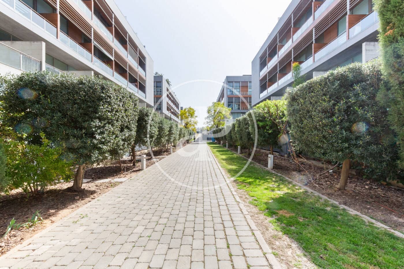 1 soverom Penthouse til leie i Valencia by med svømmebasseng - € 1 350 (Ref: 8843589)