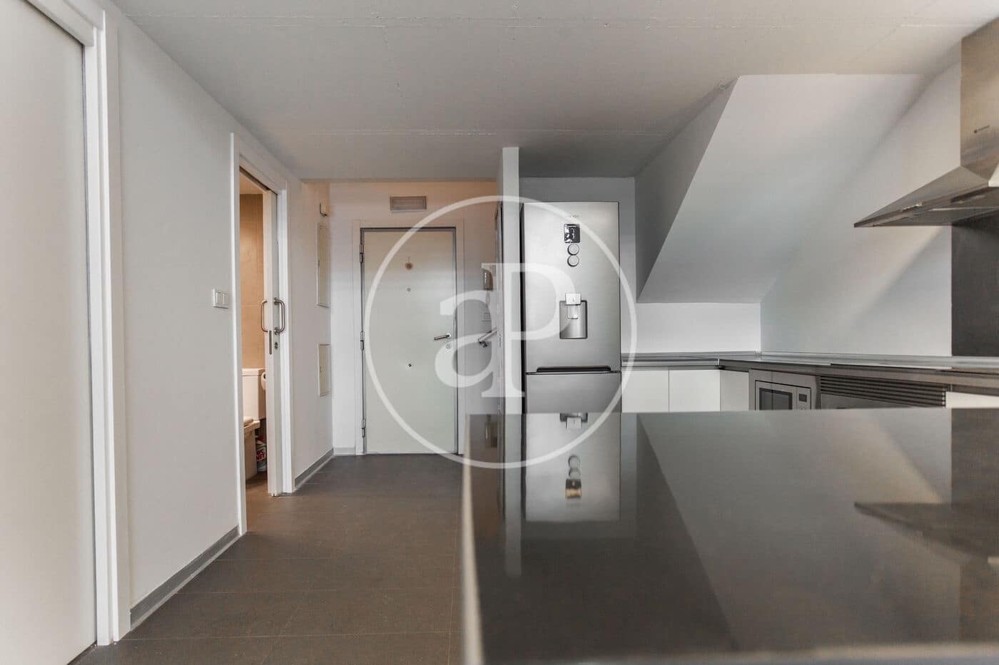 1 soverom Penthouse til leie i Valencia by med svømmebasseng - € 1 350 (Ref: 8843589)