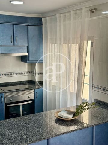 3 bedroom Apartment for rent in Nou Moles, Valencia city - € 1,300 (Ref: 8851857)