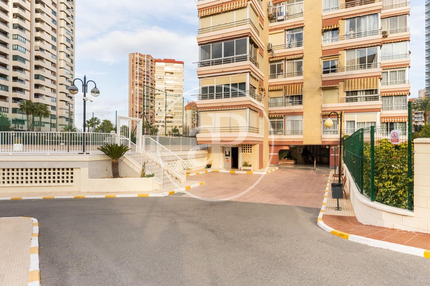 3 soverom Leilighet til salgs i Benidorm med svømmebasseng - € 275 000 (Ref: 8851865)