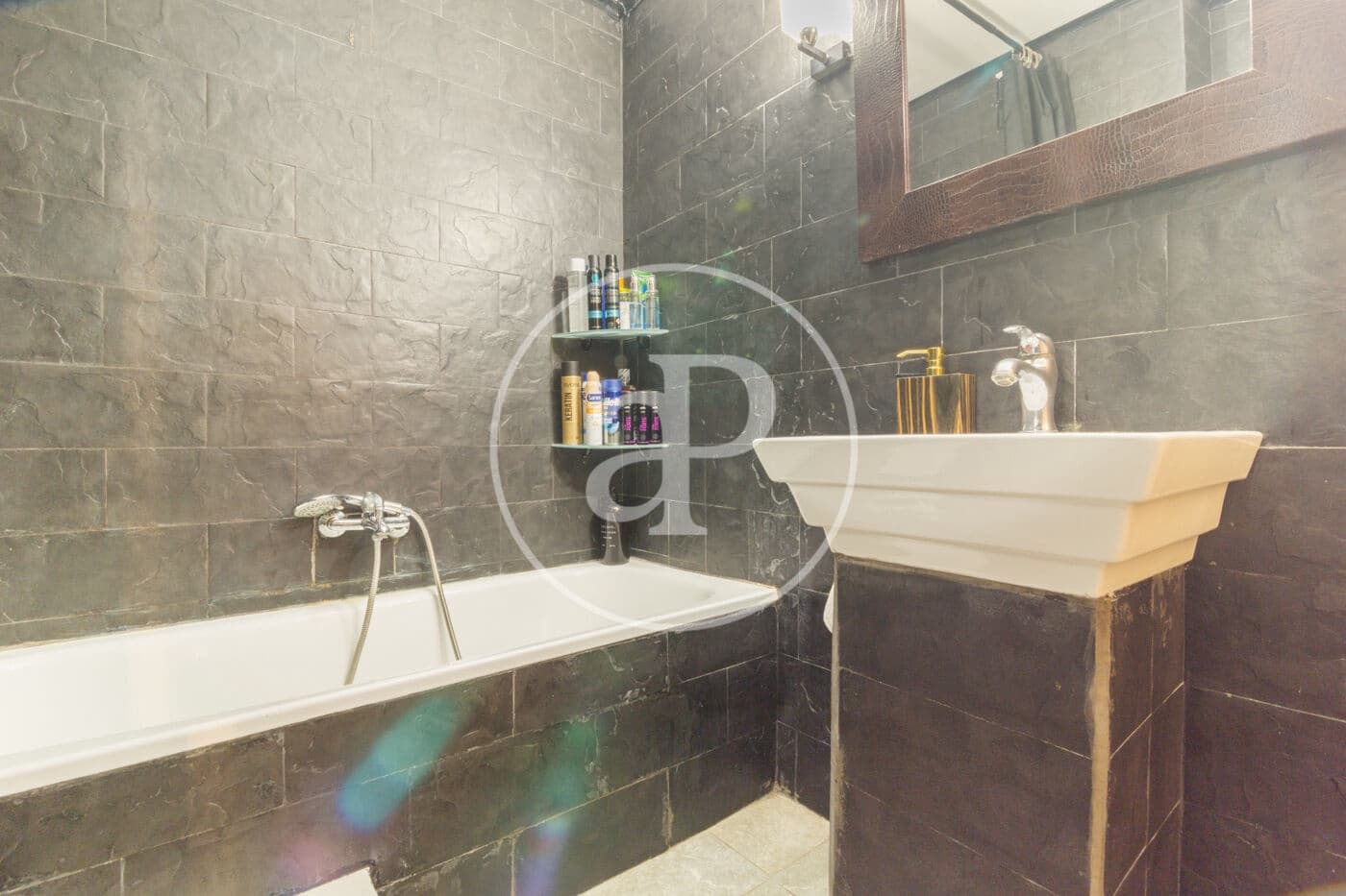 4 soverom Leilighet til leie i Valencia by - € 2 400 (Ref: 8855050)