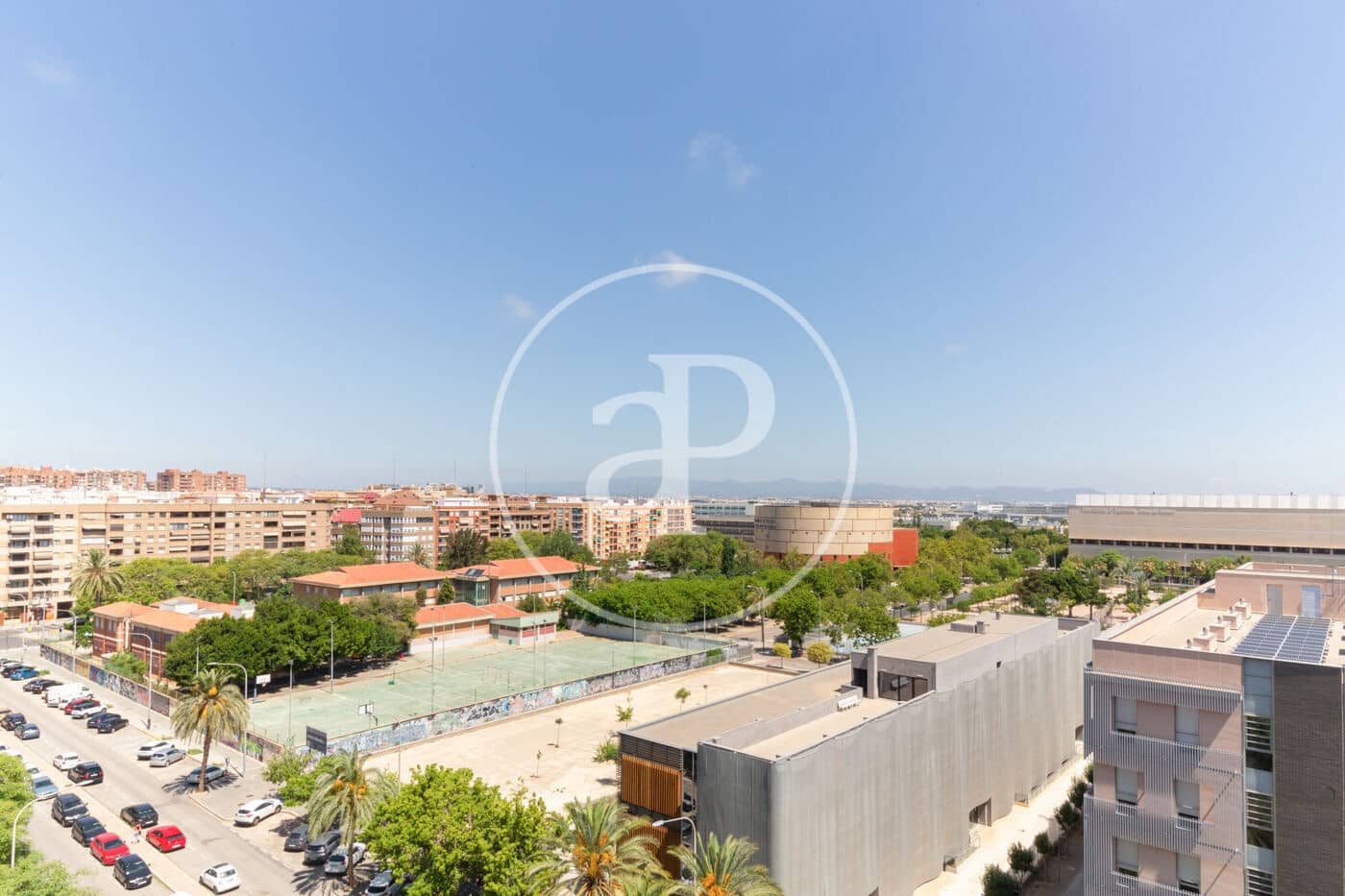 4 soverom Leilighet til leie i Valencia by - € 2 400 (Ref: 8855050)