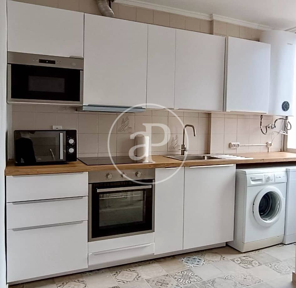 4 soveværelse Lejlighed til leje i Valencia by - € 1.700 (Ref: 8855052)