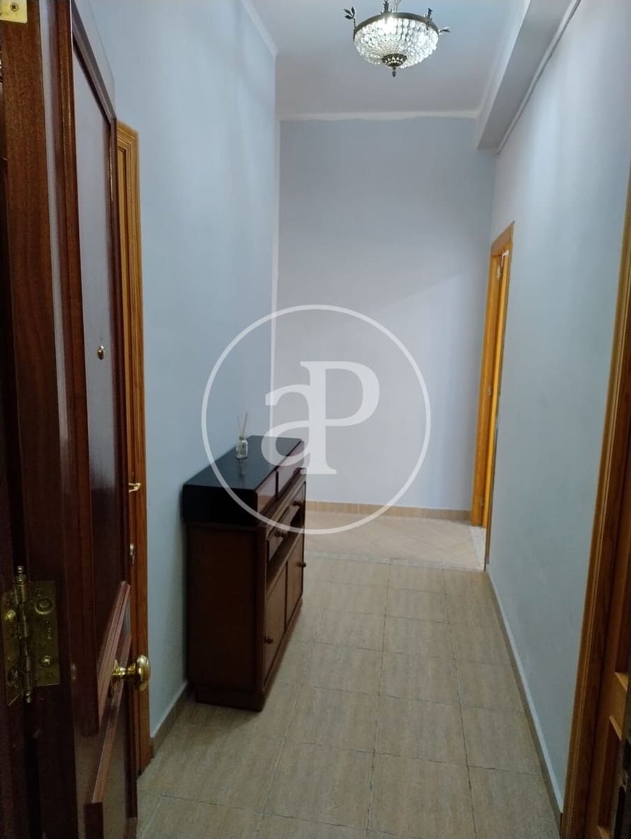 4 soveværelse Lejlighed til leje i Valencia by - € 1.700 (Ref: 8855052)