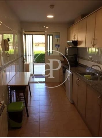 4 slaapkamer Villa te huur in Foios met zwembad garage - € 1.800 (Ref: 8866228)