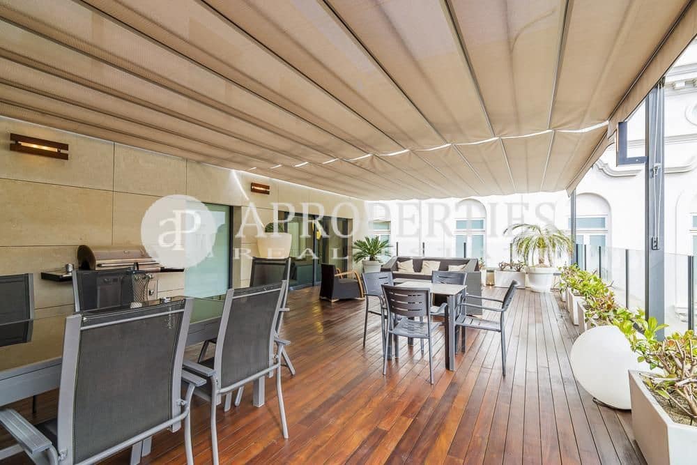 3 soveværelse Penthouse til salg i Valencia by - € 1.780.000 (Ref: 8866231)