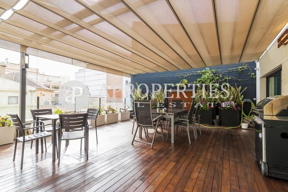 3 soveværelse Penthouse til salg i Valencia by - € 1.780.000 (Ref: 8866231)
