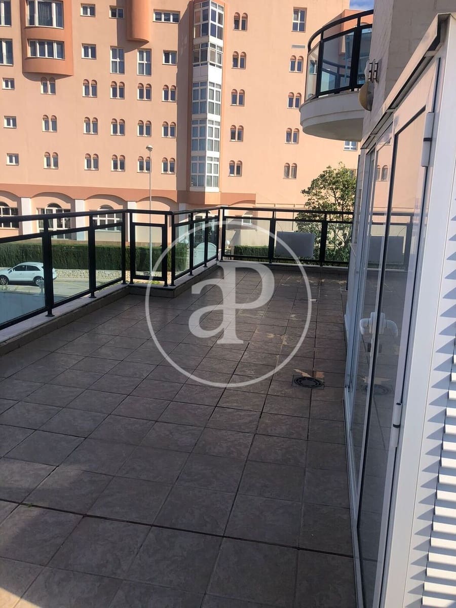 2 Zimmer Apartment zu vermieten in Oliva mit Pool - 850 € (Ref: 8866237)