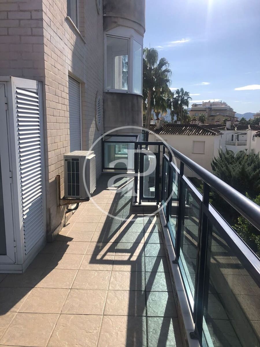 2 Zimmer Apartment zu vermieten in Oliva mit Pool - 850 € (Ref: 8866237)