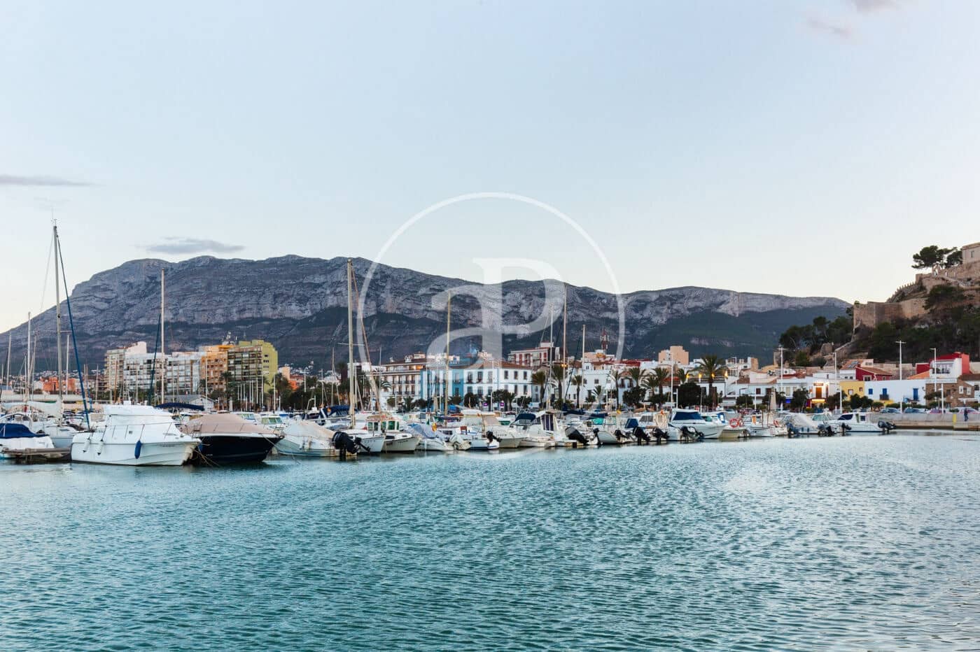 2 Zimmer Apartment zu vermieten in Oliva mit Pool - 850 € (Ref: 8866237)