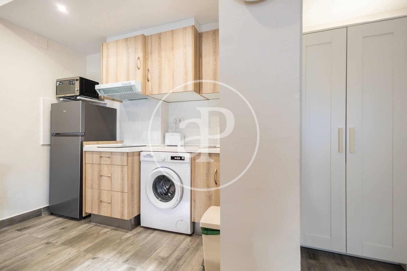 1 soverom Villa til leie i Valencia by - € 1 200 (Ref: 8866244)