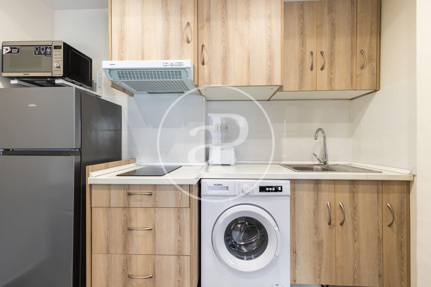 1 soverom Villa til leie i Valencia by - € 1 200 (Ref: 8866244)