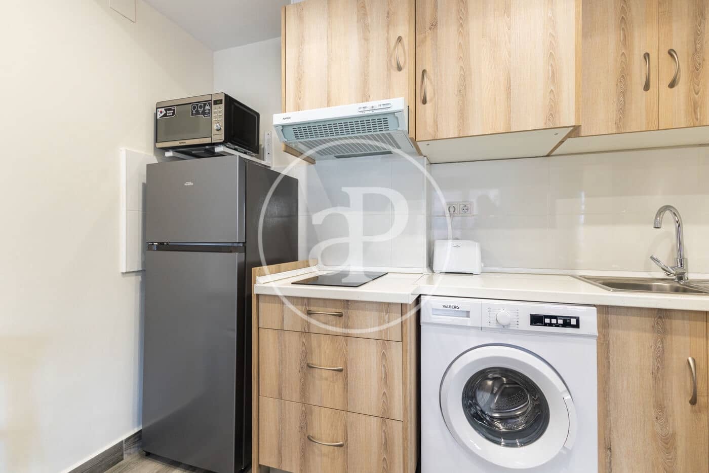 1 soverom Villa til leie i Valencia by - € 1 200 (Ref: 8866244)