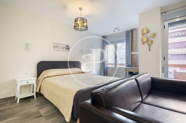 1 bedroom Villa for rent in Patraix, Valencia city - € 1,200 (Ref: 8866244)