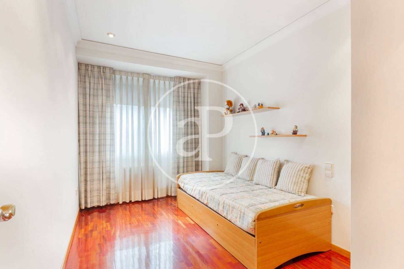 4 soverom Villa til salgs i Vilamarxant / Villamarchante - € 495 000 (Ref: 8867396)