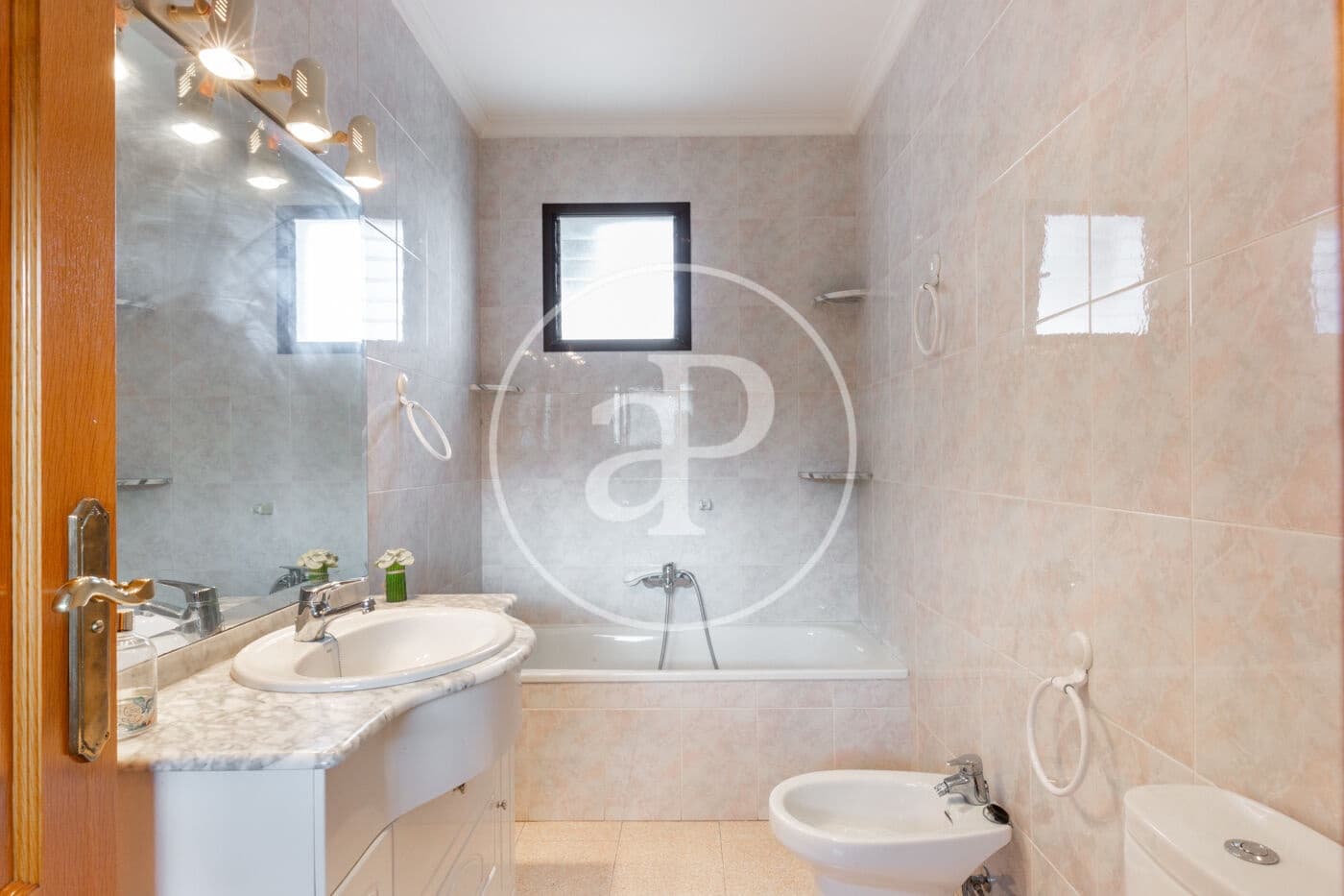 4 soverom Villa til salgs i Vilamarxant / Villamarchante - € 495 000 (Ref: 8867396)