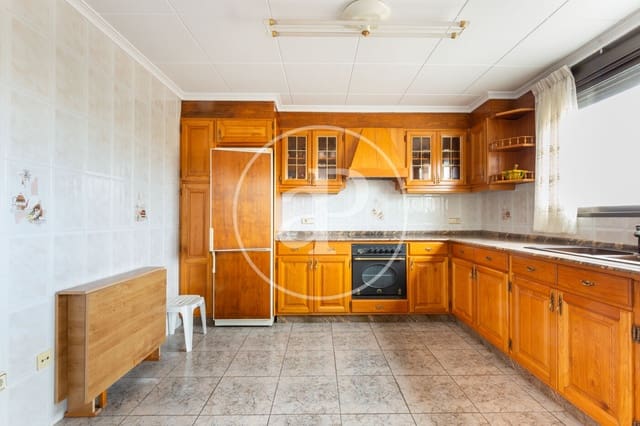 4 bedroom Villa for sale in Vilamarxant / Villamarchante - € 495,000 (Ref: 8867396)