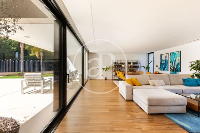 6 makuuhuone Huvila myytävänä paikassa Bétera mukana uima-altaan - 1 995 000 € (Ref: 8869826)