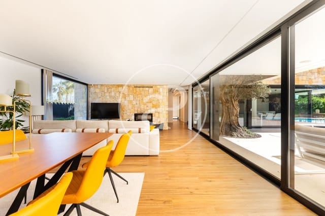 6 makuuhuone Huvila myytävänä paikassa Bétera mukana uima-altaan - 1 995 000 € (Ref: 8869826)