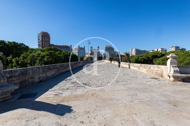 1 soverom Villa til salgs i Exposicio, Valencia by - € 299 000 (Ref: 8869827)